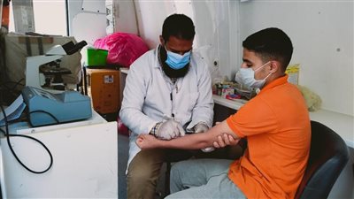 تقديم الخدمات الطبية والعلاجية لـ 1493 حالة بالمنيا