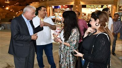 محافظ جنوب سيناء يتفقد منطقة السوق القديم بشرم الشيخ