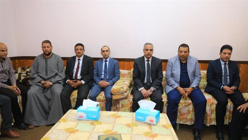 محافظ سوهاج يؤدي