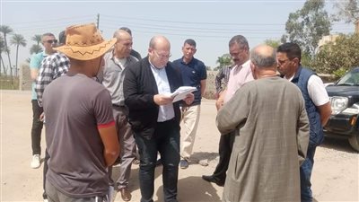 نائب محافظ الجيزة يتابع آخر تطورات مشروعات الرصف بأوسيم | صور