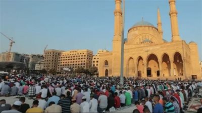 تباين في مواعيد عيد الفطر.. الإثنين بالدول العربية والثلاثاء بالهند وباكستان.. وأفغانستان تعتمد على شهادة شهود