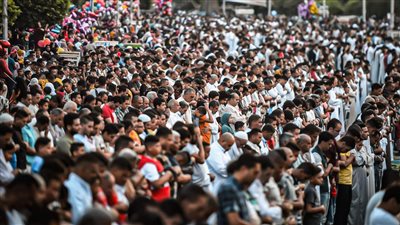 الأوقاف تشكل غرفة عمليات لمتابعة صلاة العيد.. 600 ساحة تستقبل المصلين بالمحافظات.. وتؤكد: الصلاة في المسجد لا تقل ثوابا عن الخلاء