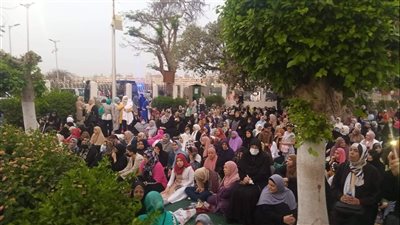 إقبال كبير من السيدات والفتيات لأداء صلاة العيد بالقليوبية | صور 