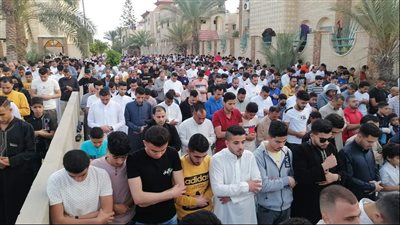 آلاف يؤدون صلاة عيد الفطر في مساجد شمال سيناء | صور