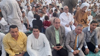 بدموع الفرح.. الآلاف يكبرون إبتهاجًا بعودة صلاة العيد للساحات ببني سويف | صور 