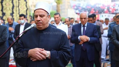 بث مباشر.. محافظ الجيزة يصلي العيد بساحة جامع مصطفى محمود بالدقي | فيديو