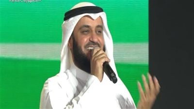 العفاسي ينشر فيديو جديد من احتفالية عيد الفطر.. ونشطاء: انت واحد مننا