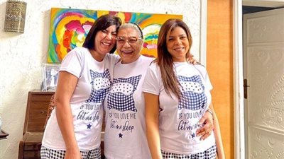 ناهد السباعي تحتفل بعيد الفطر مع أسرتها