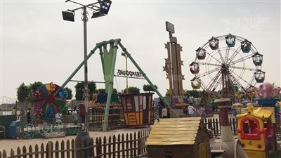 العروض البهلوانية والملاهي في الوراق تخطف أنظار الأطفال في العيد| فيديو وصور 