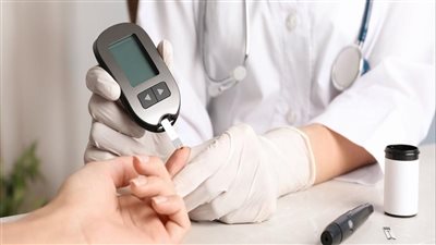 الصحة تحذر مرضى السكر من 4 مضاعفات.. وتوجه نصائح مهمة