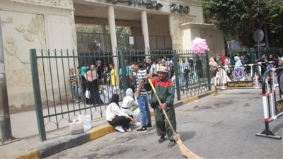 رفع 8 آلاف طن مخلفات ونظافة بمحيط حديقة الحيوان|صور