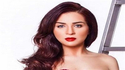 مي عز الدين أفضل ممثلة في استفتاء 