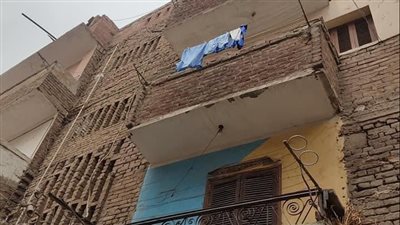 أنقذتهم خروجة العيد.. انهيار سقف شقة في بنها | صور 