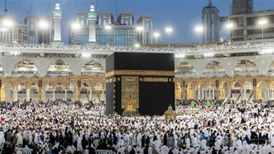 بث مباشر لصلاة المغرب في الحرم المكي في خامس أيام شهر رمضان 