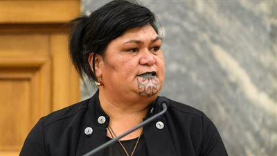 نيوزيلندا تفرض عقوبات جديدة ضد روسيا