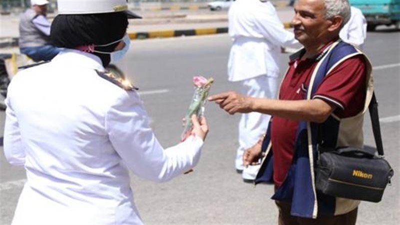 الشرطة تشارك المواطنين