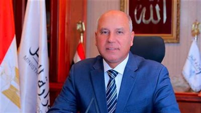 بعد حادث إقليمي المنوفية، وزير النقل يتفقد عددا من مشروعات الطرق اليوم