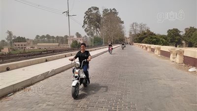 بالموتوسيكلات.. فسحة الأطفال بالقناطر الخيرية 