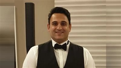 أكرم حسني: أقدم العمل اللي بحبه وأقتنع به وأترك كل شيء على الله (حوار)