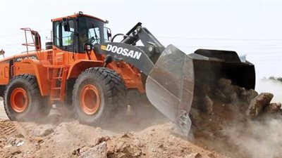 رفع 26 ألف طن قمامة من مراكز ومدن الشرقية 