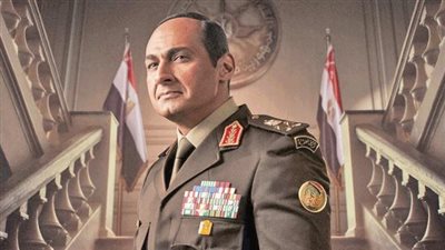 ردا على المشككين.. ياسر جلال يقلد صوت الرئيس السيسي على الهواء | فيديو