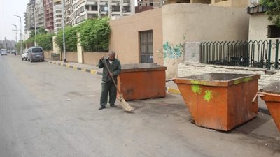 حملات نظافة بشوارع الجيزة في ثاني أيام العيد
