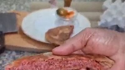 مخاطر تناول حواوشى كراتين البيض المغشوش