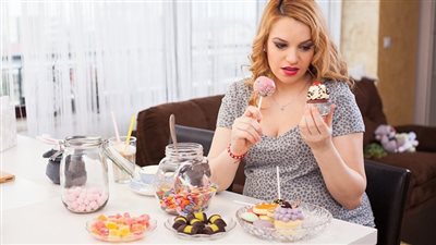 نصائح غذائية مهمة يجب اتباعها ثاني أيام العيد.. وديتوكس لحرق دهون الكحك