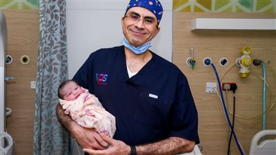 مصرية أول مواليد عيد الفطر المبارك بالإمارات 