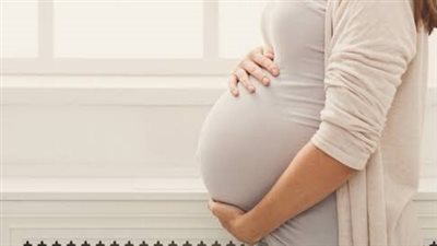 هل يجوز للمرأة الحامل الإفطار في رمضان؟، الأزهر يجيب 