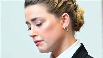 آمبر هيرد تعترف بتعديها بالضرب على جوني ديب