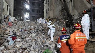 إنقاذ سيدة صينية بقيت تحت الأنقاض لمدة 6 أيام