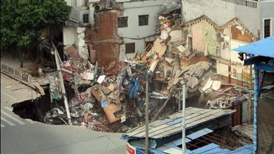 مصرع 53 شخصا في انهيار مبنى سكني بمدينة تشانجشا الصينية 