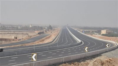 ماذا يعني وقف بعض المشروعات القومية ومدى تأثيرها على الاستثمار؟ اقتصادي يجيب