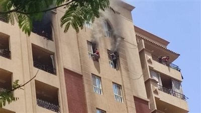 لحظة قفز أب ونجله من الدور العاشر وإنقاذ الأم وطفلين آخرين بحريق مدينة نصر | صور