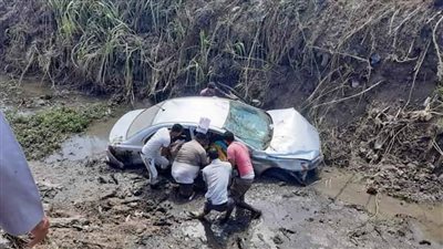 مصرع شاب وحماته وشقيق زوجته في انقلاب سيارة ملاكي بترعة بالشرقية