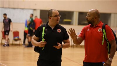 السوبر الإفريقي: «جوردو» يجتمع بالجهاز الفني لليد استعدادا لمواجهة الزمالك