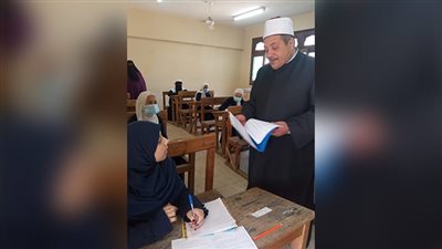 رئيس قطاع المعاهد الأزهرية: مهمتنا توفير الجو الملائم للطلاب لأداء الامتحانات 