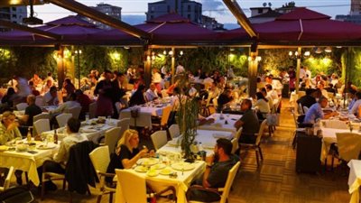 تفسير حلم المطعم فى المنام وعلاقته بالراحة والهدوء والرزق الحلال 