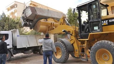 رفع الإشغالات بشارعي مستشفى الصدر والعدوي سليم ومجمع المدارس بالعمرانية | فيديو 