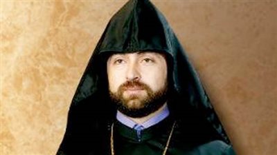 مطران الأرمن الأرثوذكس ينعى شهداء القوات المسلحة في هجوم غرب سيناء.. ويعزي الرئيس السيسي