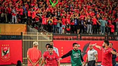 جماهير المارد الأحمر عقب مباراة وفاق سطيف: 