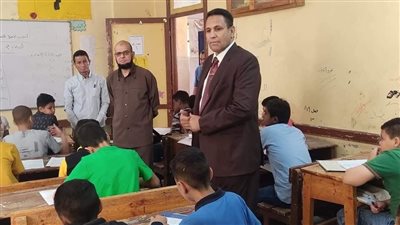 تعليم سوهاج: لا شكاوى بامتحانات النقل للمرحلة الإعدادية | صور 