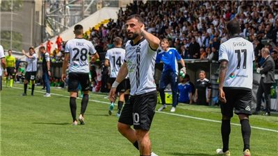 أتالانتا يفوز على سبيزيا 3-1 في الدوري الإيطالي