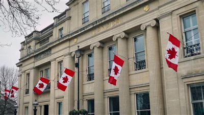 كندا تعلن إعادة فتح سفارتها في كييف