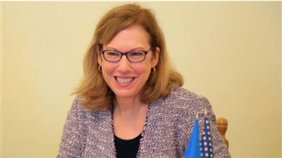 السفيرة الأمريكية تصل كييف استعدادًا لإعادة فتح سفارة واشنطن بأوكرانيا 