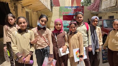 طالبات رابعة ابتدائي بالقاهرة: