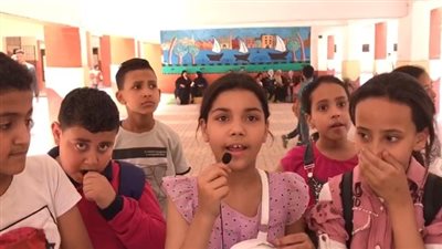 بث مباشر | الامتحان سهل ومفيش شكاوى.. خروج تلاميذ رابعة ابتدائي من لجان المنوفية