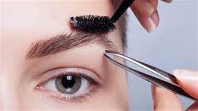 تفسير حلم تهذيب الحواجب في المنام وعلاقته بالرزق الوفير والسعادة الزوجية 