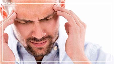  لو راجع شغلك مضايق بعد الإجازة.. 7 نصائح للتخلص من الصداع | انفوجراف